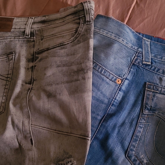 Tru Religion - Picture 2 of 5